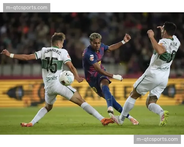 “黑马”的褪色：剖析赫罗纳赛季后半程状态下滑的主要原因